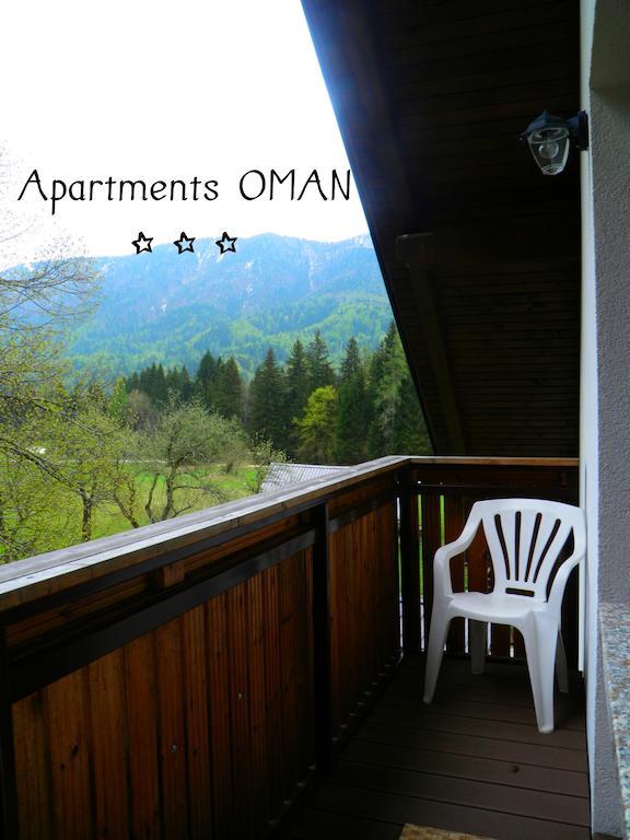 Apartments Oman كْرانْيِسكا غورا الغرفة الصورة